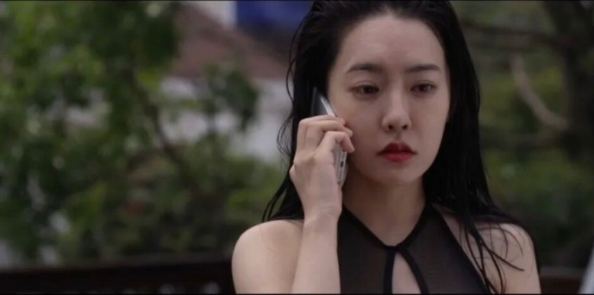 韓國藝術成分很高的電影《內情/秘密》，衝着女主的顏值，認真看完了