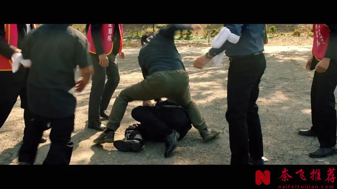 一部讲述人到中年但也无归途，扎心但又非常戳人的台湾电影​《同学麦娜丝》