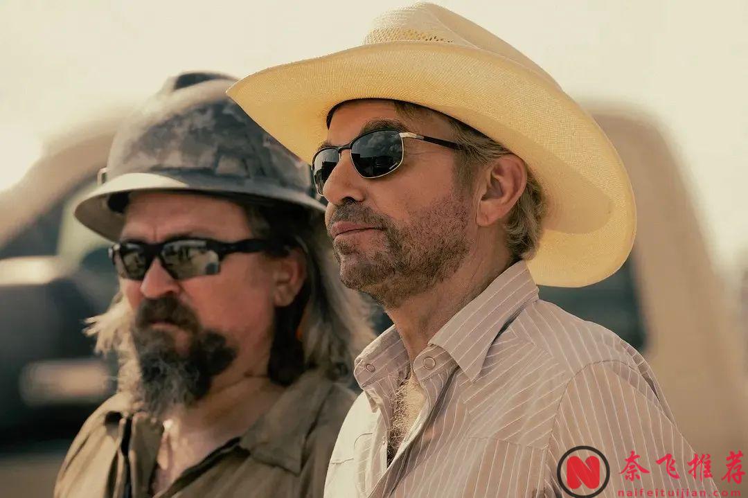 一口氣刷完全集，臺詞大膽，還得是這部《石油天王/土地人》美劇！