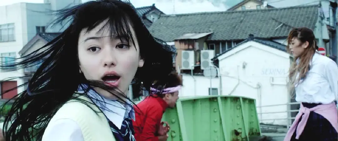 一部另类丧尸cult片《Z岛》，卧踏马笑不活了