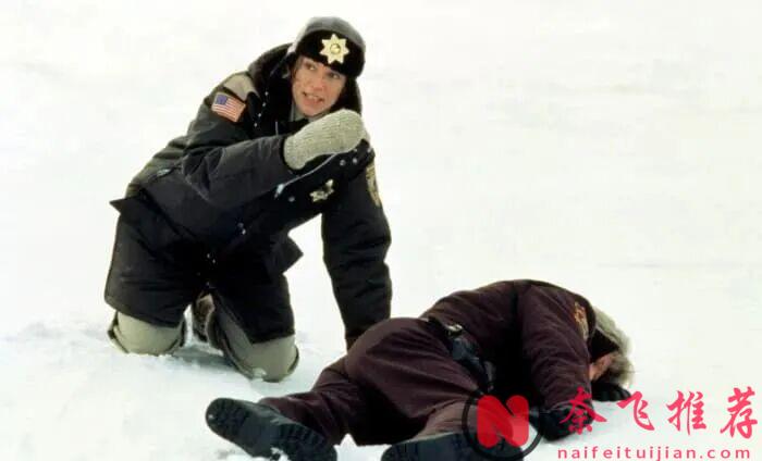 推薦一部犟種導演拍的犟種片《冰血暴/雪花高離奇命案》