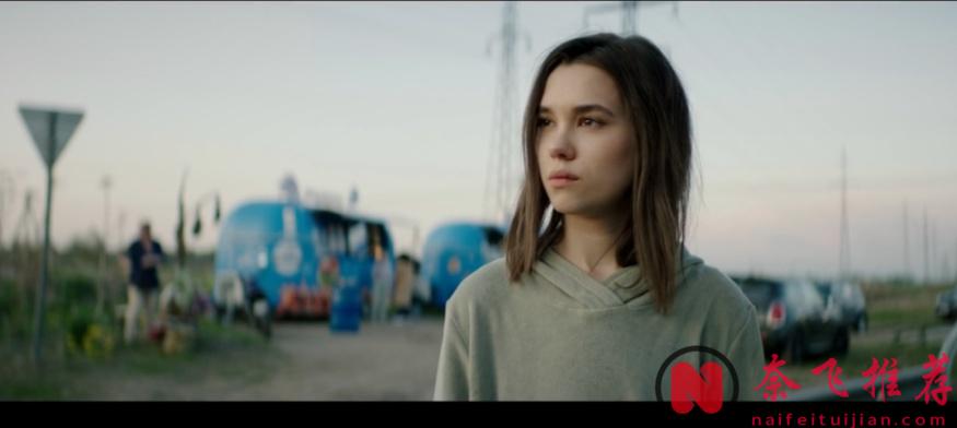 一部《为何是你？》体现了战斗民族片的尺度和深度！中年大叔勾搭小姑娘翻车的故事