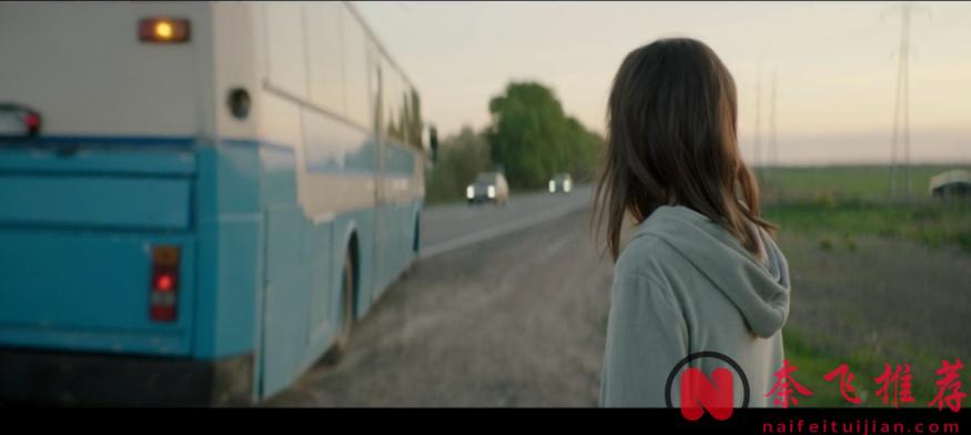 一部《为何是你？》体现了战斗民族片的尺度和深度！中年大叔勾搭小姑娘翻车的故事