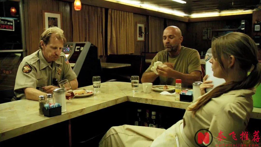 小成本懸疑電影《人質殺手/死亡黑洞》，當變態殺手遇到職業殺手究竟鹿死誰手？