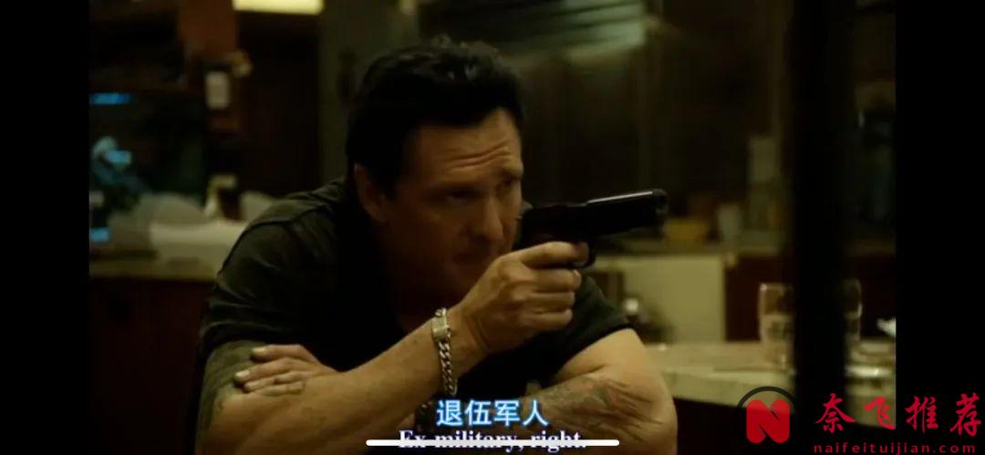 小成本懸疑電影《人質殺手/死亡黑洞》，當變態殺手遇到職業殺手究竟鹿死誰手？