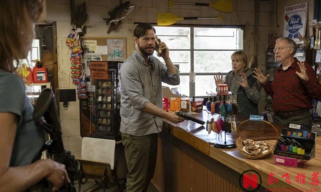 推荐一部猎杀游戏爽片《狩猎/猎逃生死战/恶猎游戏》，女主全程脑力体力双在线！