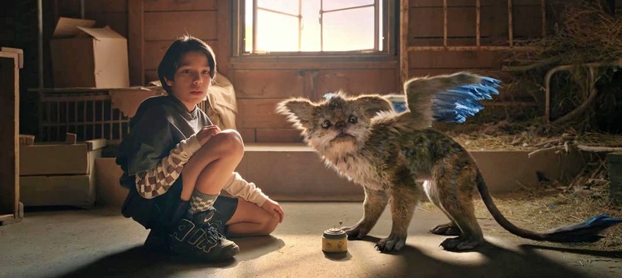 Netflix親子冒險電影「我的吸血怪好友」好看嗎？呆萌可愛小怪獸！恐怖都市傳說也有和藹可親的一面！