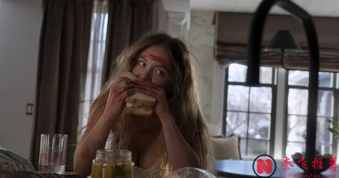 尺度全開,這部R級新片《家弒服務/美傭誘罪》一上線票房直接爆漲