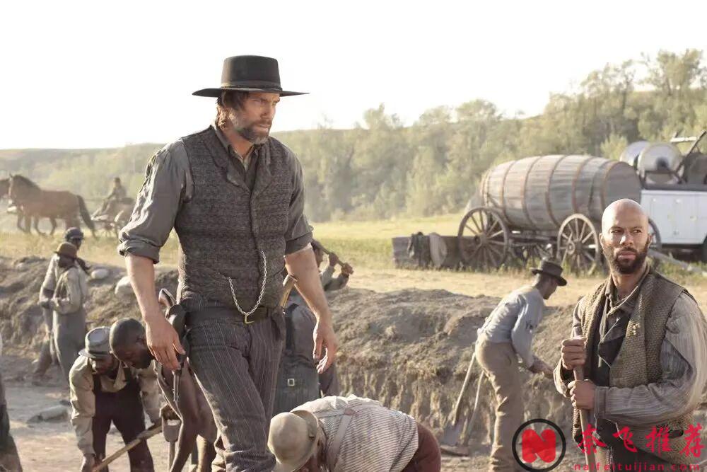 一部西部风格浓厚的历史剧《地狱之轮》,写实的揭露了北美大铁路修建过程的黑暗与血腥历程