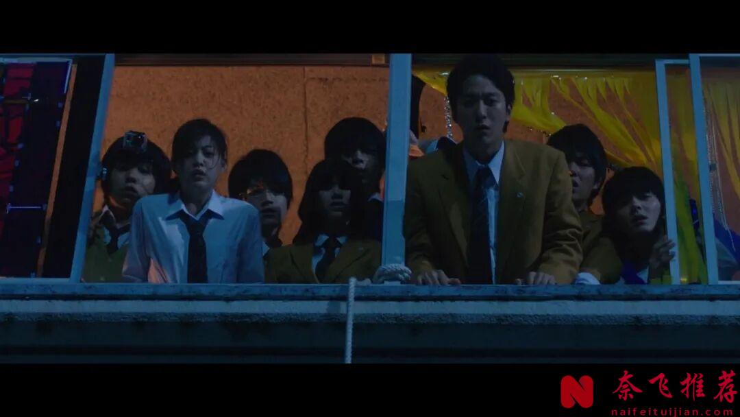 一部很敢拍的电影《恶之教典/莲实的课堂》,恶魔太疯狂,连自己学生都不放过!