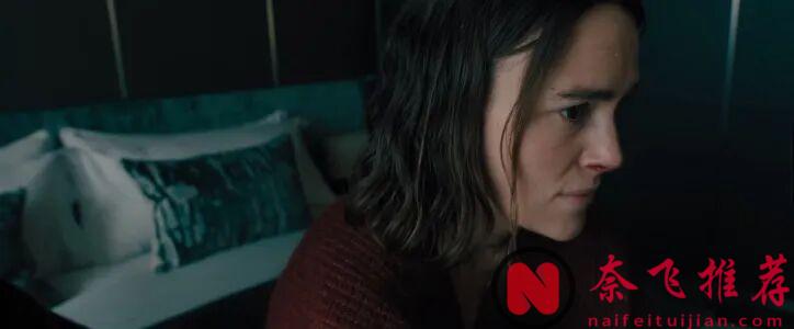 Netflix最新懸疑作品《10號艙裡的女人/10號艙房的女人》,所謂的"意外溺亡",不過是一場完美策劃的謀殺!