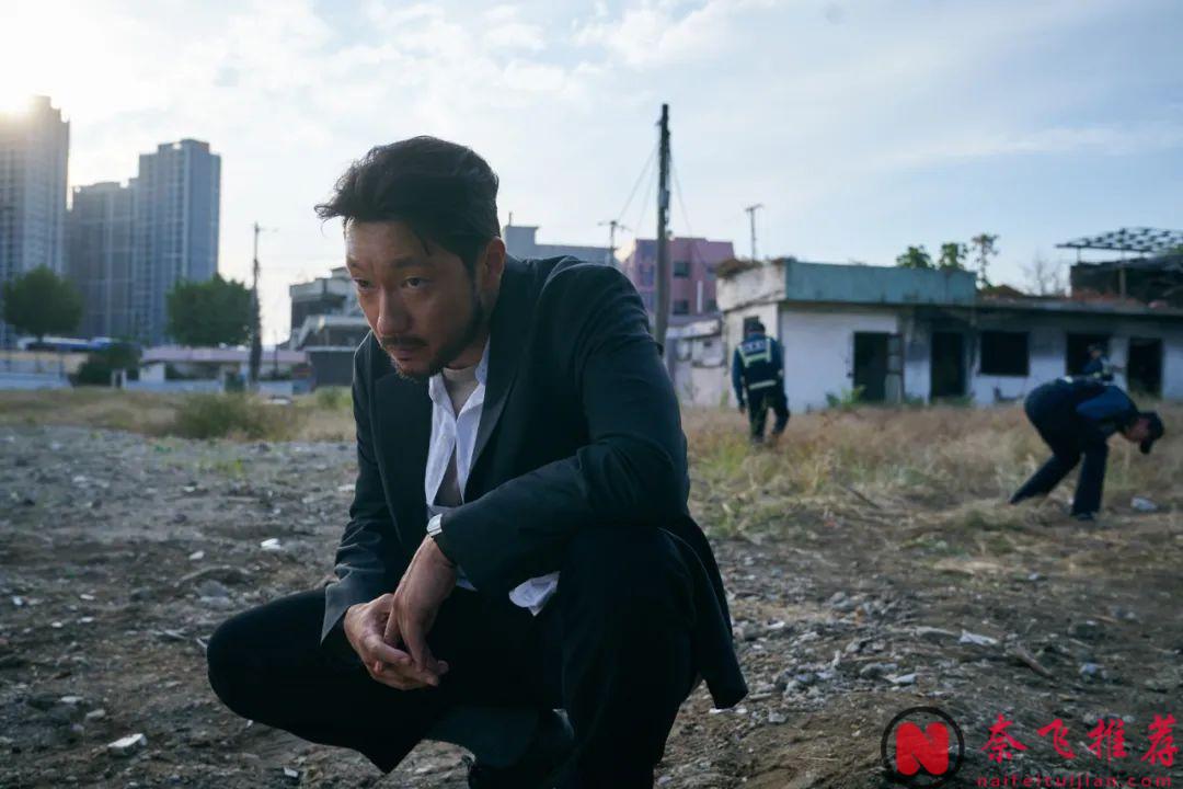 一口气看八集，Netflix新出的这部爽剧太猛了