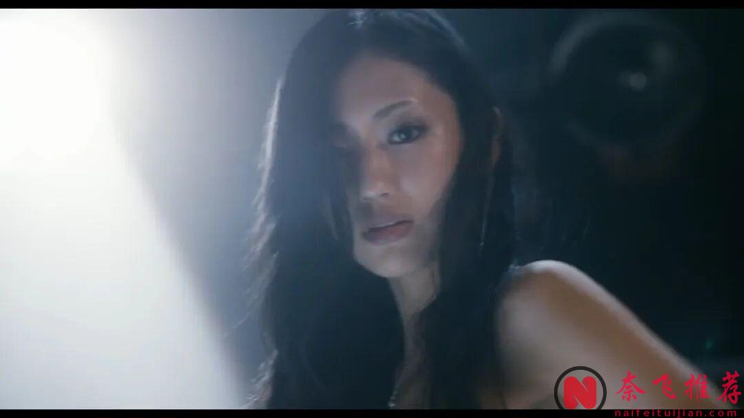 极度扭曲的电影《甜蜜皮鞭》,震碎我的三观,千万别只冲着尺度去看