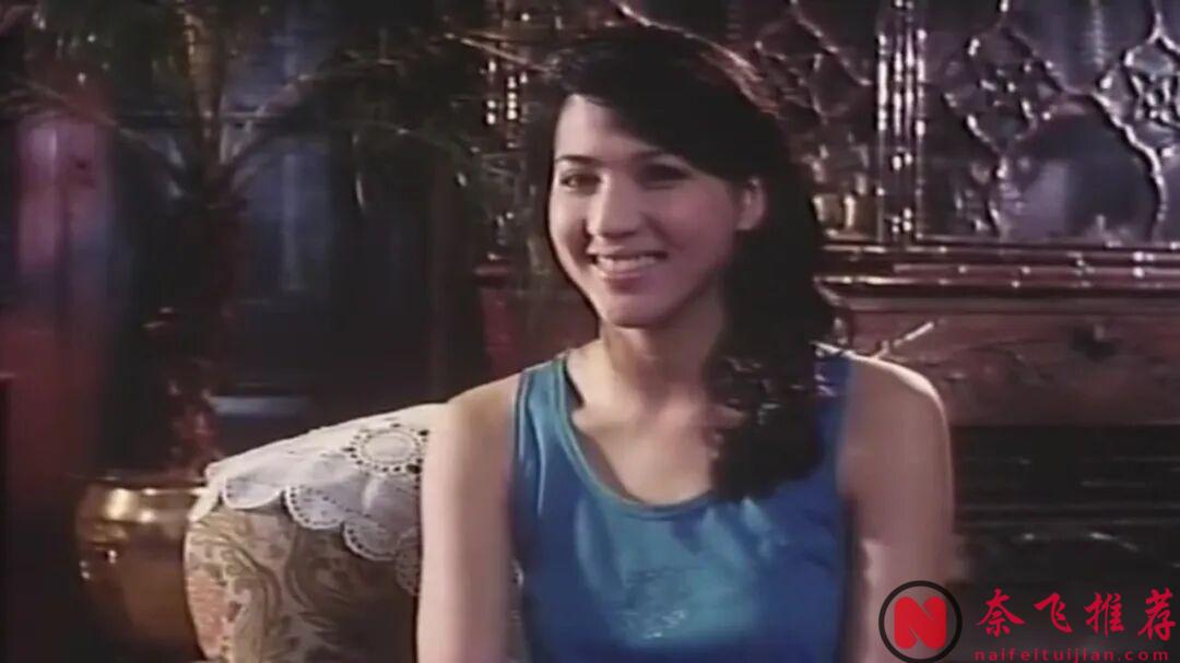 女神邱月清第一次大胆出演的电影《三度诱惑》,拍得还颇有想法