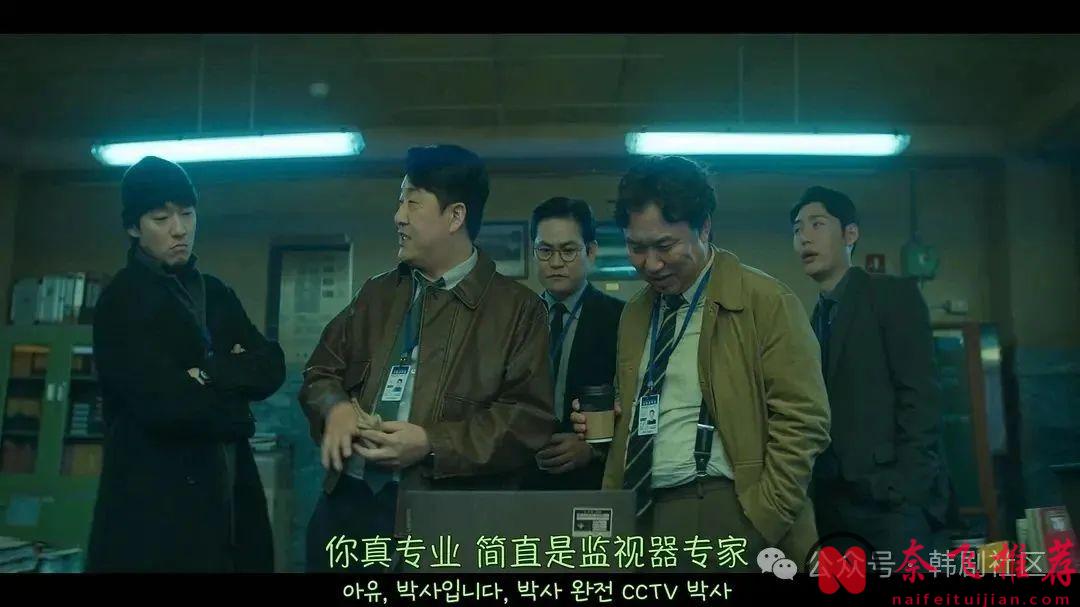 最新懸疑韓劇《血謎拼圖》上線就爆了，每塊拼圖就是死亡預告，看得欲罷不能