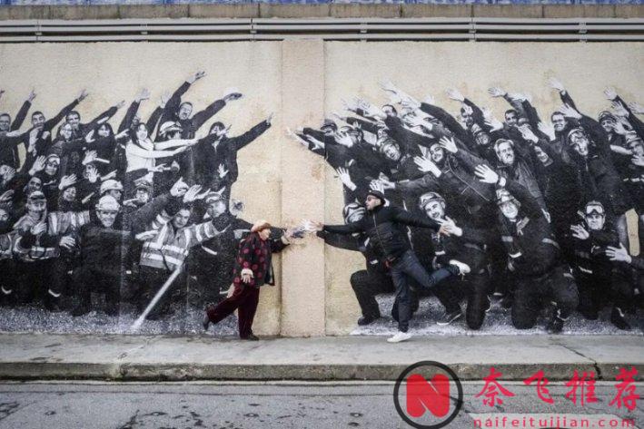 9.1分的法國紀錄片《臉龐,村莊/眼睛相旅行/最酷的旅伴》,可以算影史經典了吧!