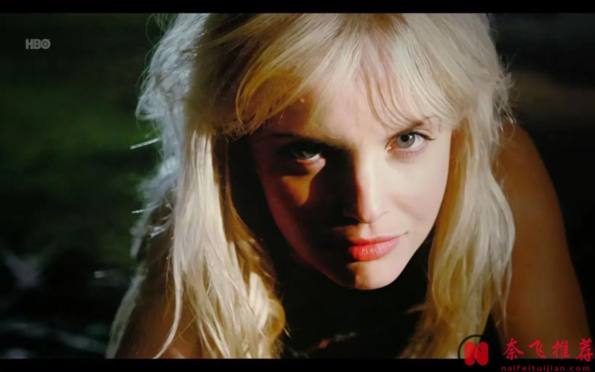 一個以殯葬行業為生的家庭是什麼樣的?HBO的王牌神劇《六尺之下/身前身後/六尺風雲》,太過癮了!