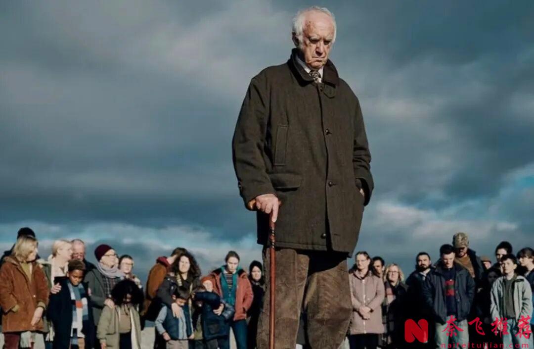 一集爆,這部剛上線的懸疑英劇《鹽沼之下》全程高能