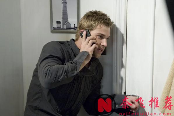 層層反轉,這部生猛懸疑驚悚神作《恐怖旅館/旅館大堂對面/走廊對面》,猜不到結局