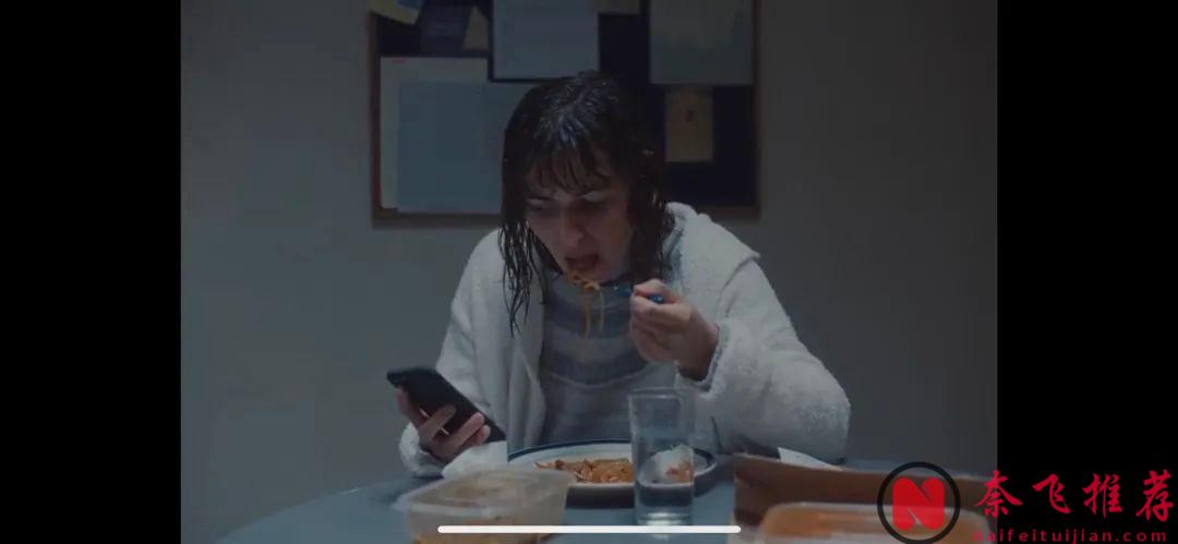 绝望到窒息，看完《坠落/下流偷生族》牛马又破防了！