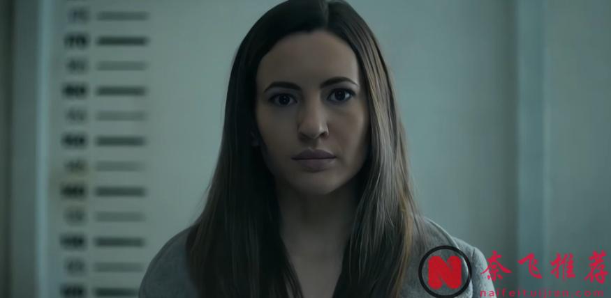 这部西班牙真实案件改编的悬疑佳作《寡妇游戏》,把“恋爱脑”拍成了犯罪片!