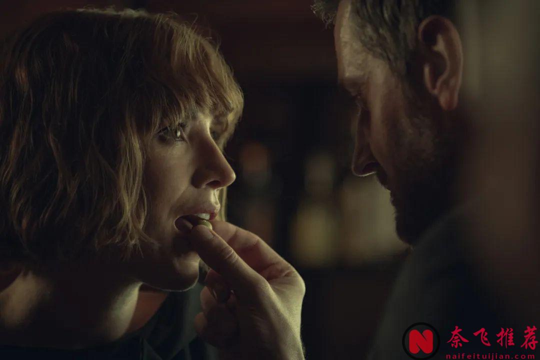 還得看Netflix網飛，這5部尺度劇真行，簡直擦得沒邊！