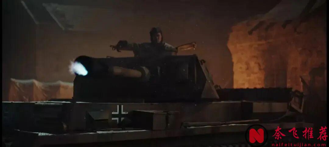 一辆虎式坦克、一群人和一条没有回头路的命令:开年第一战争片《猛虎末路/虎式坦克》,够震撼!