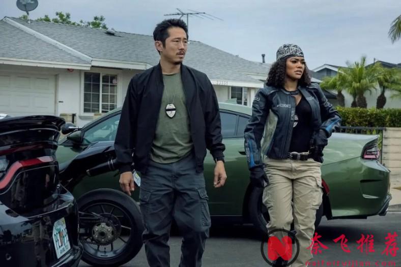 不愧是Netflix,這部R級佳作《全信沒收/安息》剛上線就在外網掀起熱潮