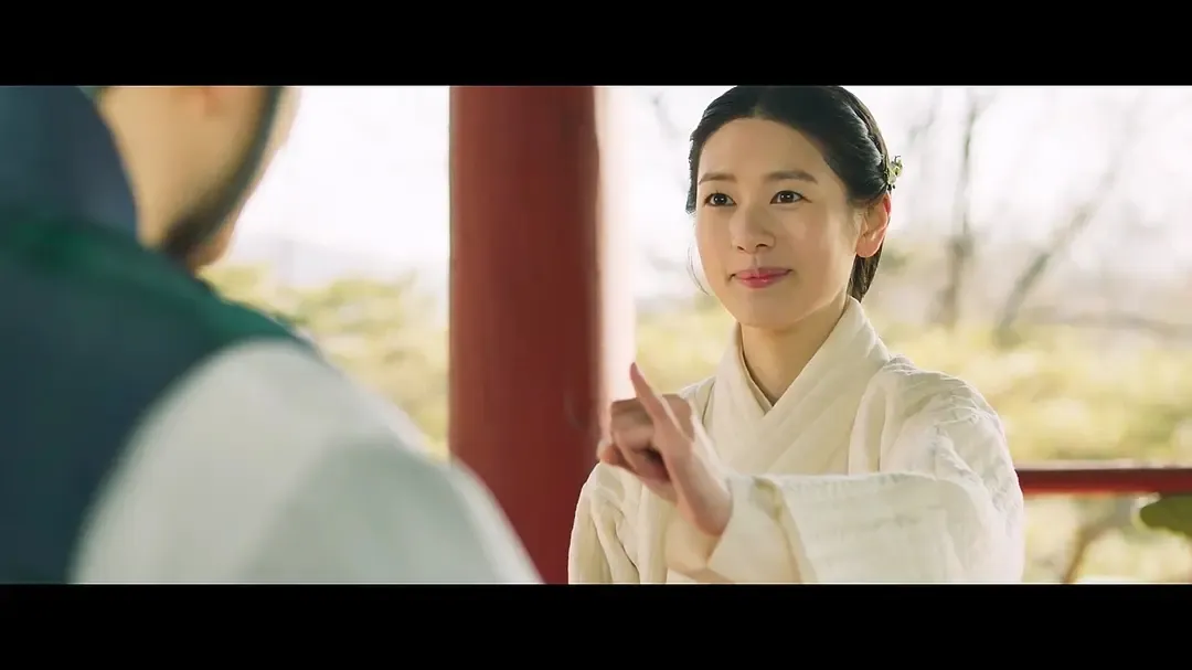 存在硬盘的韩国电影《妓房少爷/朝鲜花美男》,别被限制级片名骗了,内容肮脏又真实