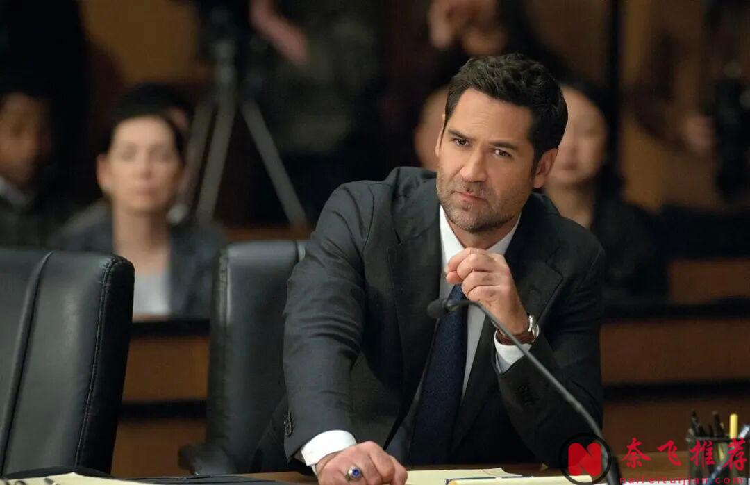 第一集就很刺激,Netflix这部王牌美剧《林肯律师/依法犯法/下流正义》终于回归了