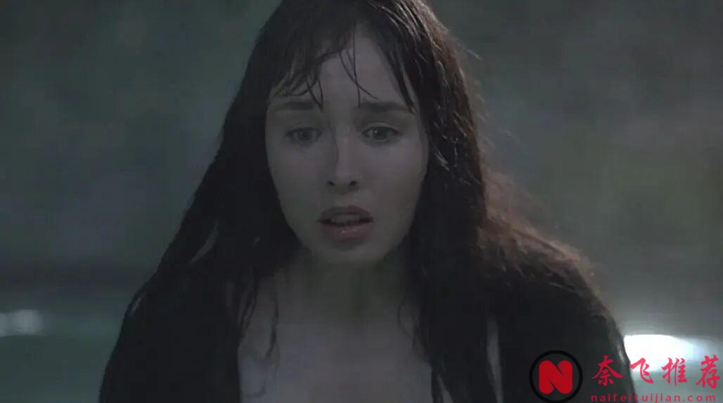 欲望下的诡计,这部电影《孽迷宫/魔鬼双姝》拍得够惊悚,是我的童年阴影