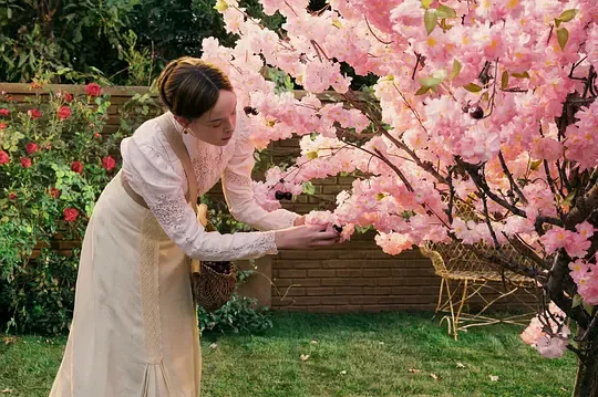 Netflix R級犯罪恐怖劇《怪物:麗茲·波頓的故事》迎來首位“女怪物”!