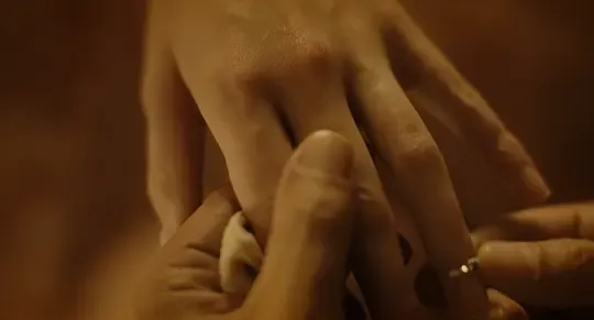 Netflix R級犯罪恐怖劇《怪物:麗茲·波頓的故事》迎來首位“女怪物”!