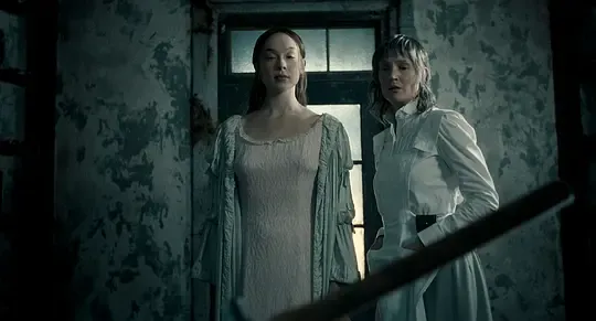 Netflix R級犯罪恐怖劇《怪物:麗茲·波頓的故事》迎來首位“女怪物”!