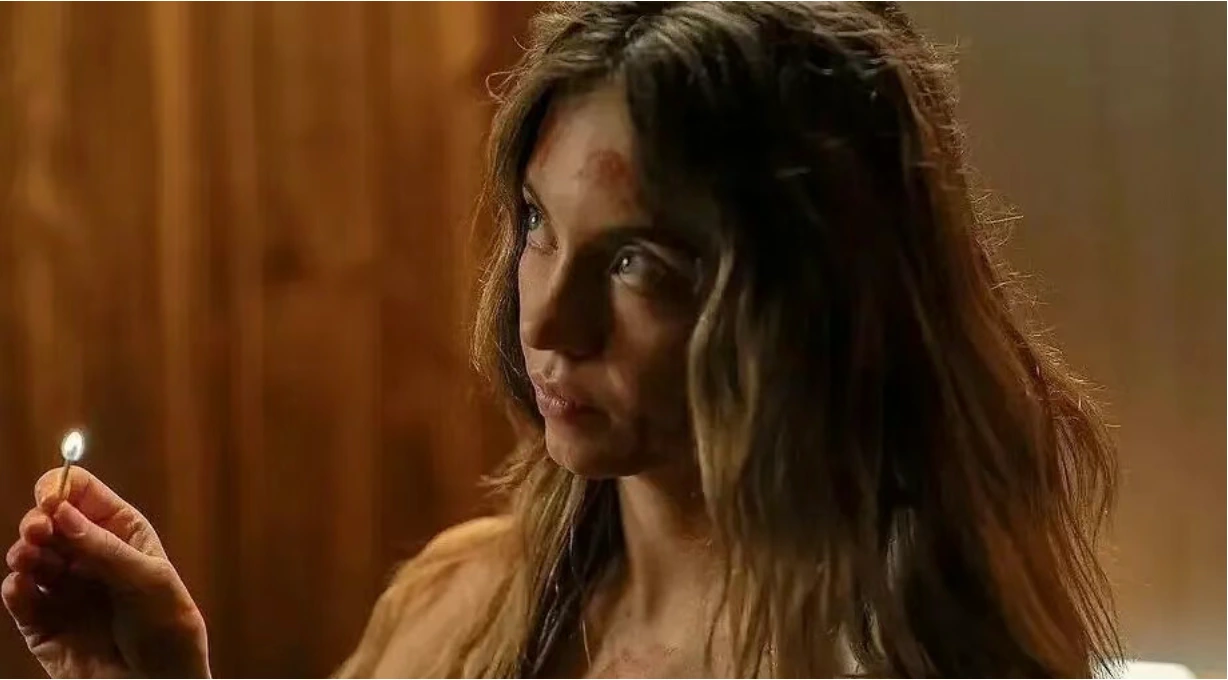 1775041714228000273.webp 爆款恐怖片《家弒服務/美傭誘罪》續集《女傭的秘密/美傭誘罪2/家弒服務2》定檔