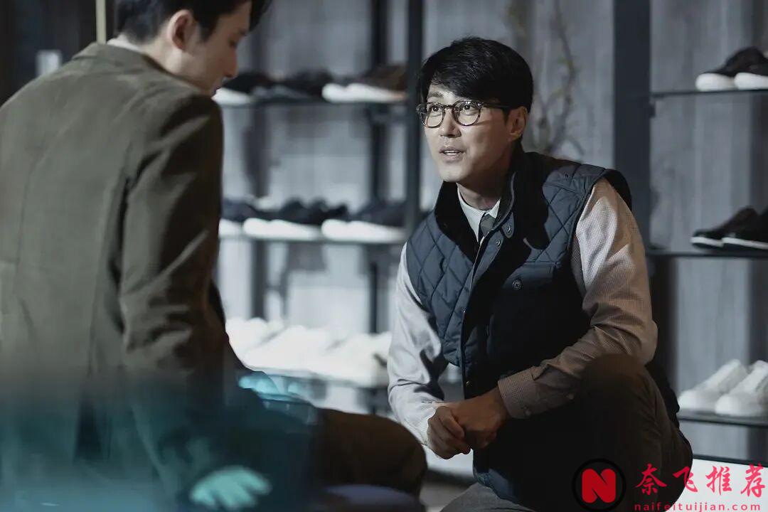 《无可奈何/选择有罪/征人启弑》:当失业中产拿起屠刀,这部黑色喜剧笑完只剩冷汗