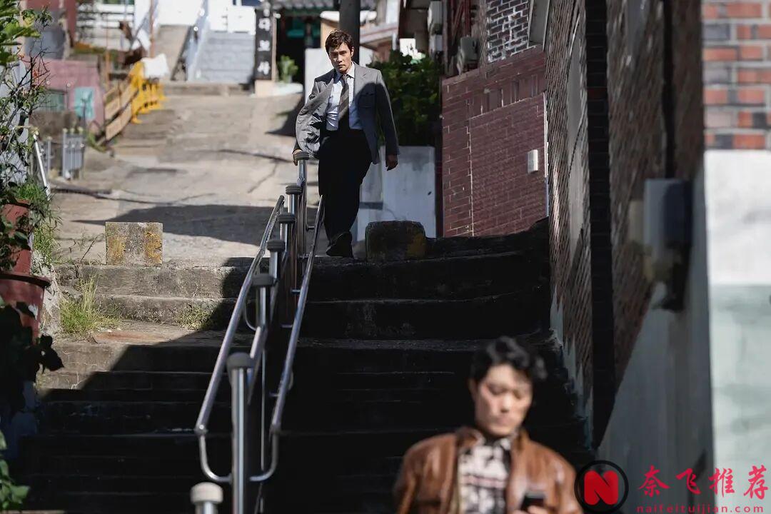 《无可奈何/选择有罪/征人启弑》:当失业中产拿起屠刀,这部黑色喜剧笑完只剩冷汗