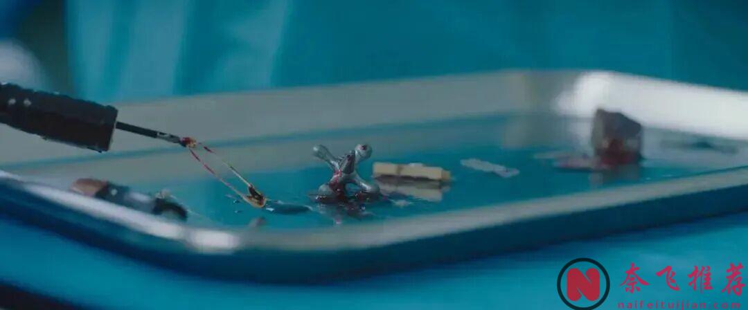 膽小慎入，這部R級片《吞嚥/吞上癮/吞噬》讓人全程生理不適！