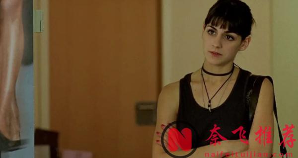 《安娜·德·阿瑪斯/安娜·西利亞·德·阿瑪斯·卡索》為藝術獻身之作,糜爛的青春,好看又養眼