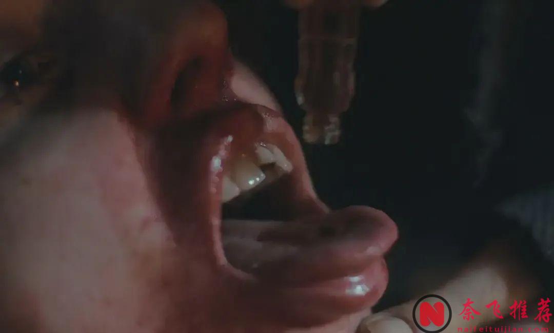 她是灰姑娘的姐姐！變態看了都直叫變態！這部北歐恐怖片《醜陋的繼姐》尺度，性張力都拉爆！