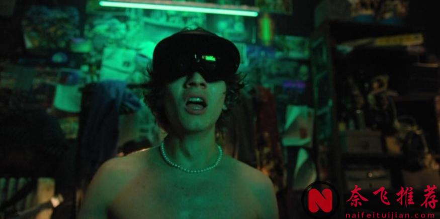 开场即炸裂,这天马行空的脑洞猛片《光》看爽了!