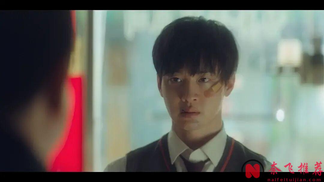 连环杀人魔母亲与警察儿子联手追凶！Netflix这部新作《螳螂(韩版)》太敢拍了