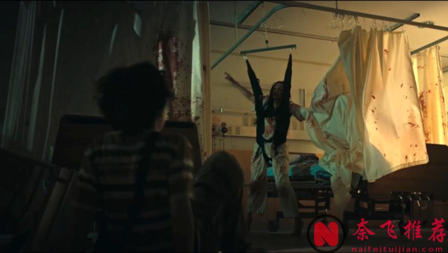 尺度重口，Netflix又炸出一部末日丧尸爽片《尸杀泰拳》！