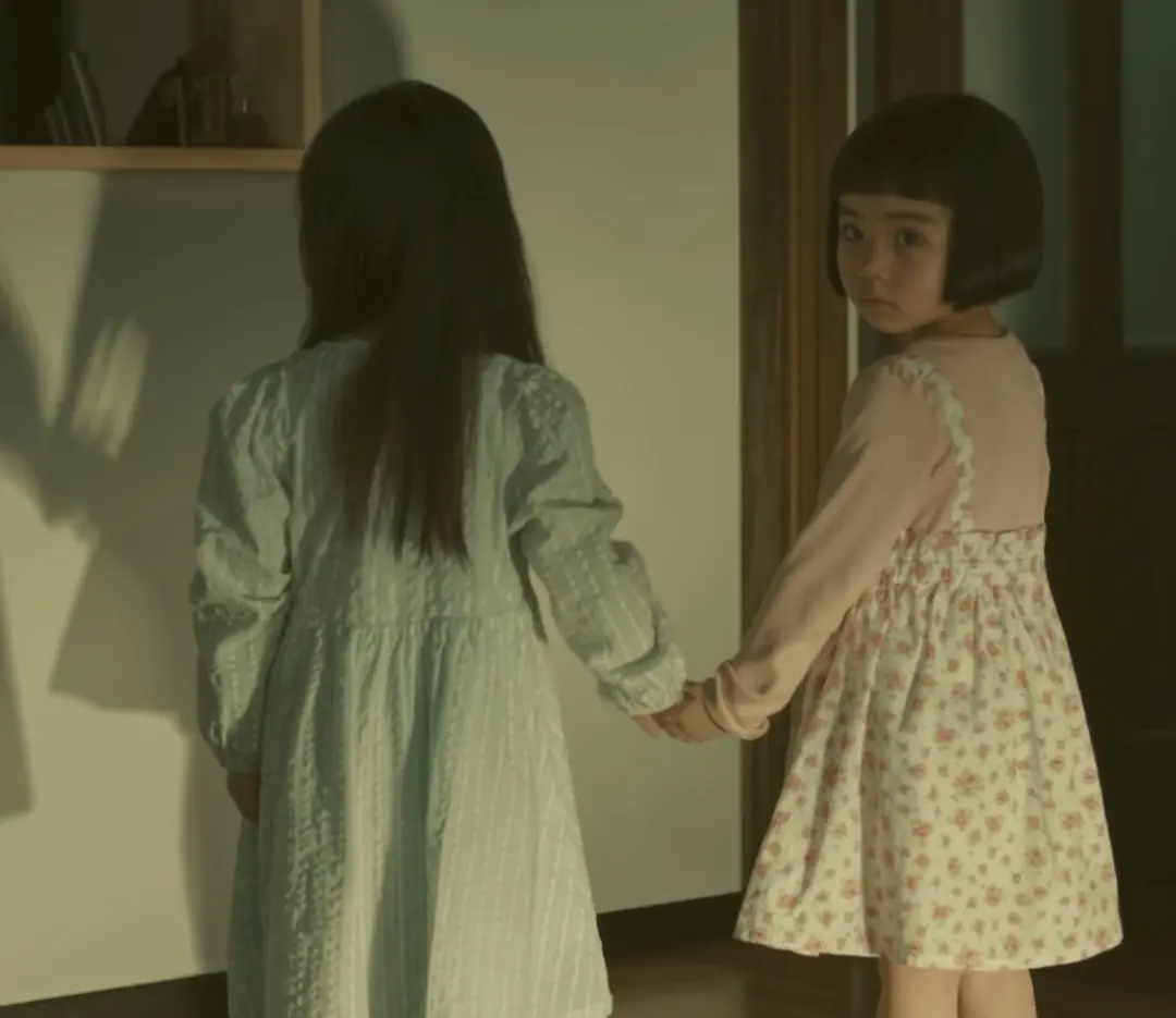 今年最佳日本恐怖片《人偶之家/娃鬼人形/诡娃娃》，看的汗毛直立