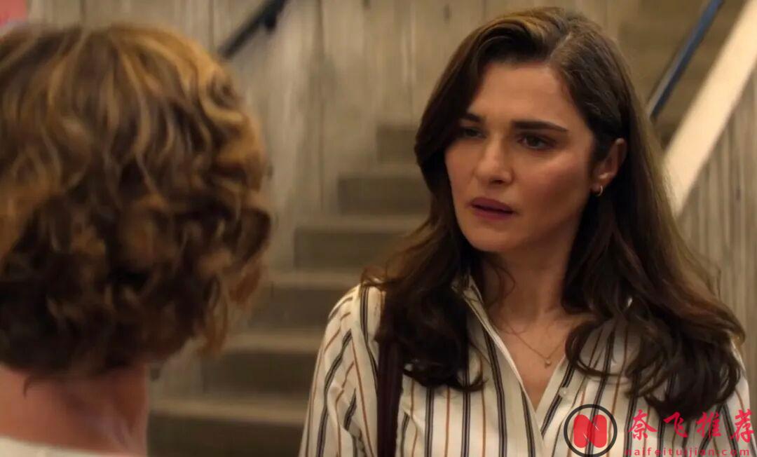 不愧是Netflix,女神這部18禁新劇《高等教欲/弗拉基米爾》說了:象牙塔裡藏著的,可不只是學問!