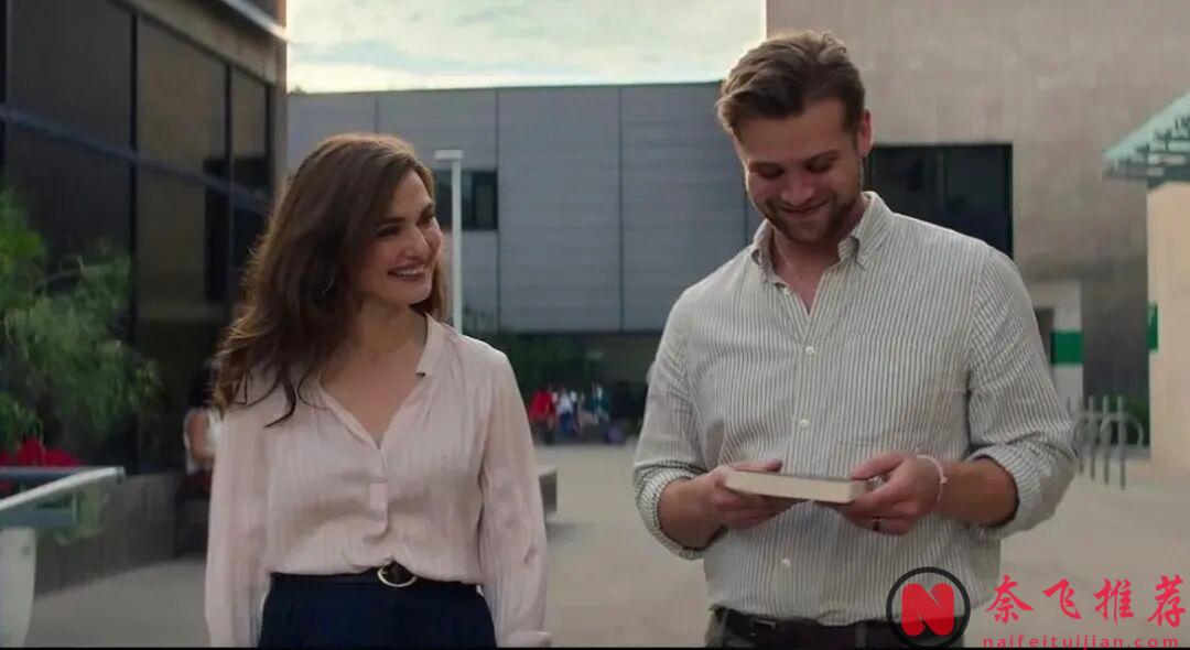 不愧是Netflix,女神這部18禁新劇《高等教欲/弗拉基米爾》說了:象牙塔裡藏著的,可不只是學問!