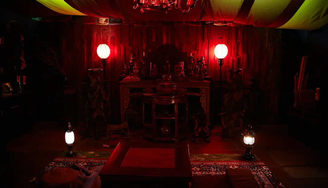 以真實的冥婚習俗為題材的臺灣恐怖片《屍憶》:穿越生死界限的冥婚噩夢,窒息的讓人抓狂