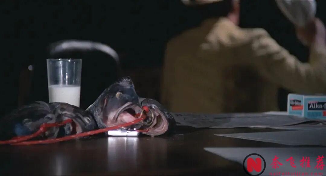 科恩兄弟悬疑处女作《血迷宫/血简单》惊艳世界!