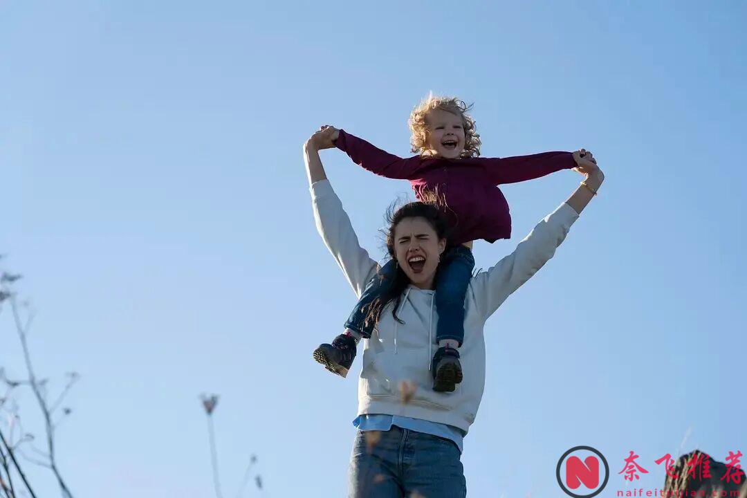 女神一脱成名,Netflix的良心好剧《女佣》值得一看,母亲为了女儿甘做女佣!