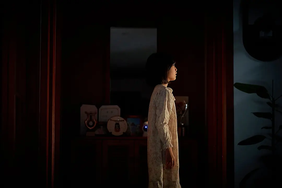 1768902419205019920.webp 韓國最新詭異恐怖片《家用攝像頭》,氛圍不錯